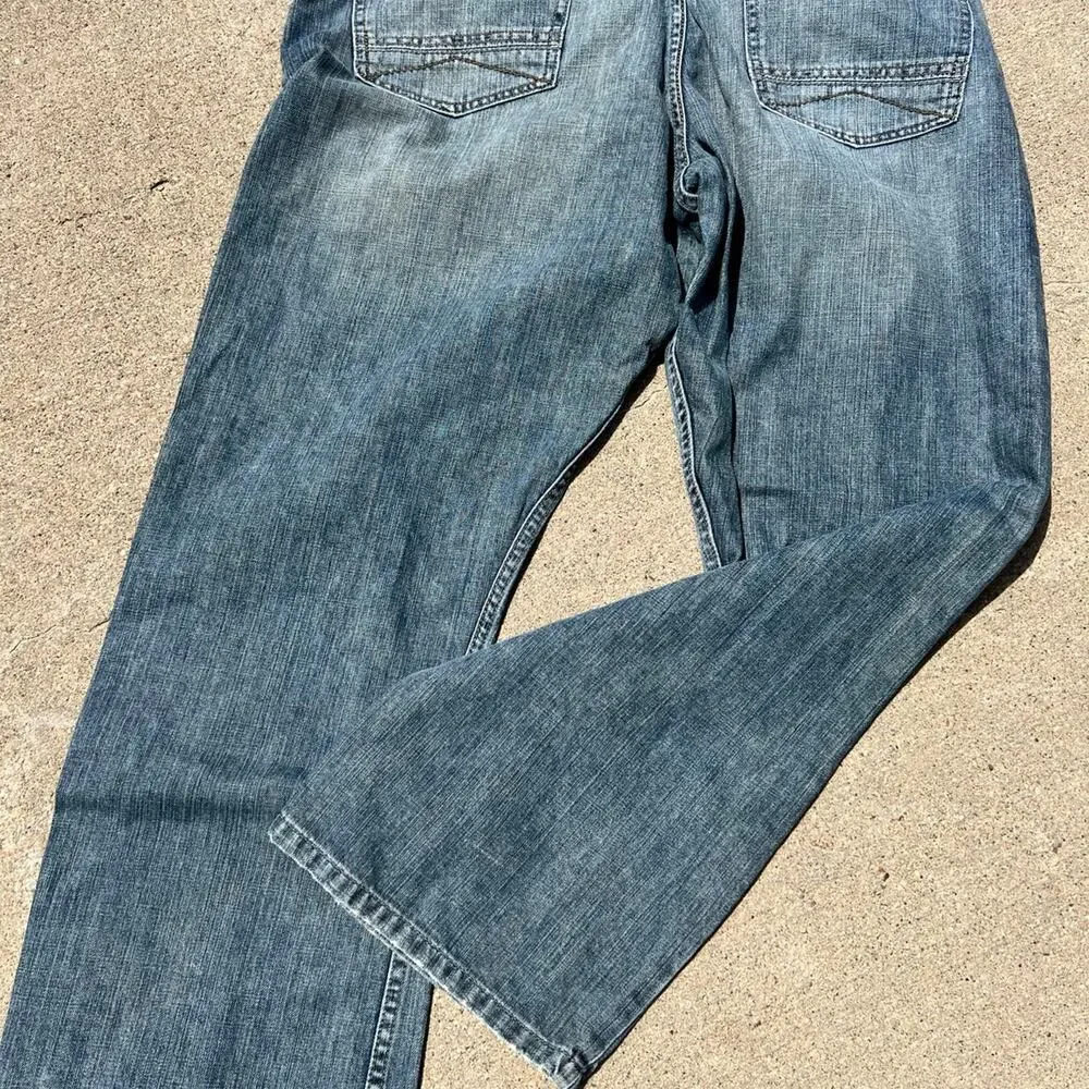 Wrangler Men’s 38 x 30 Relaxed Boot Jeans. No holes or tears.